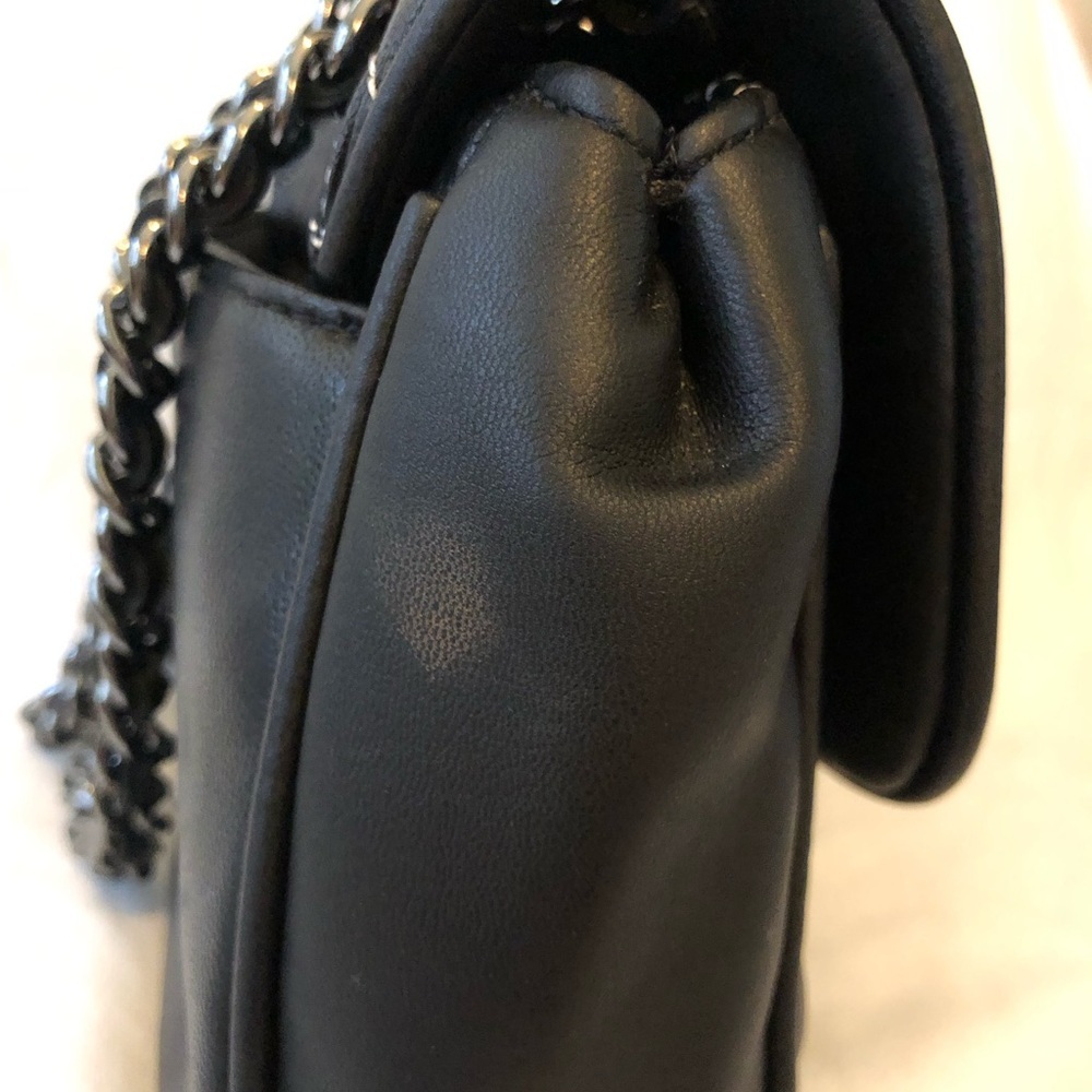 Karl Lagerfeld Paris Agyness Black Quilted Shoulder Bag - Picture 8 of 16
